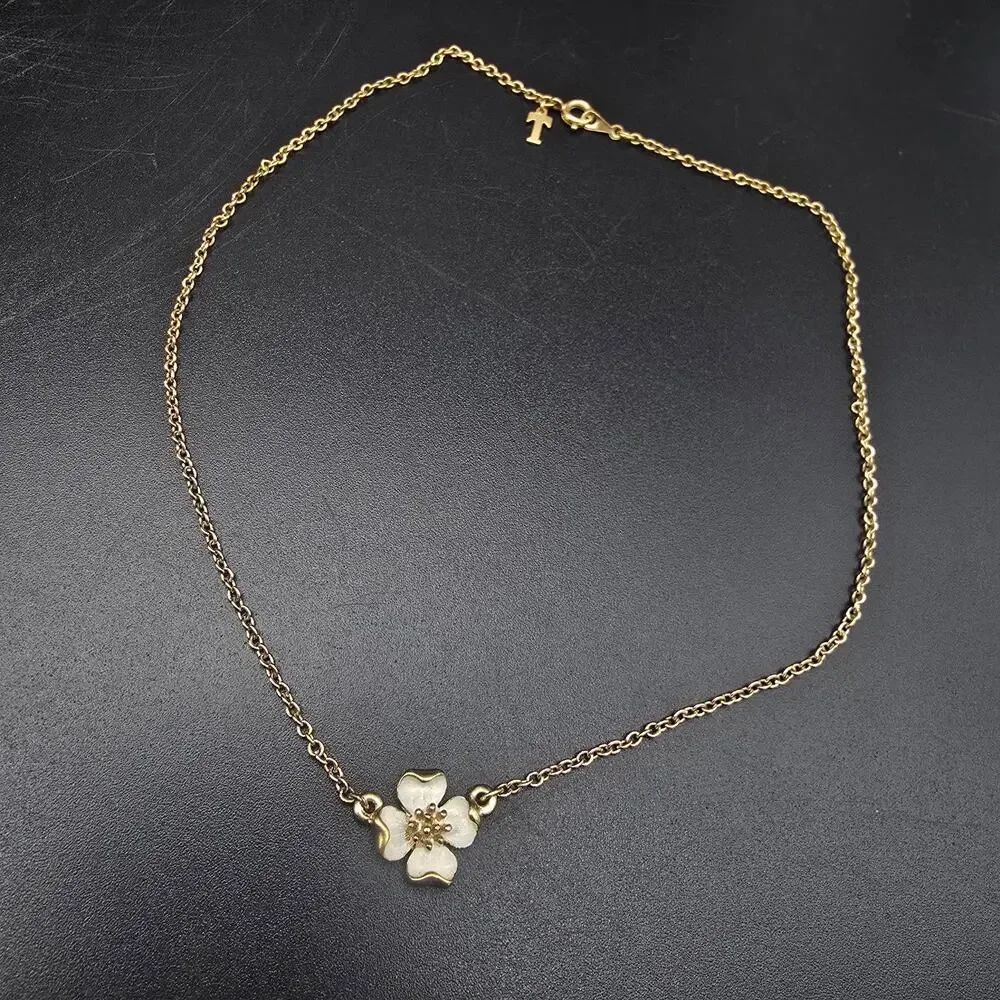 Trifari Dogwood Flower Pendant Necklace Gold Tone Vintage Costume Jewelry